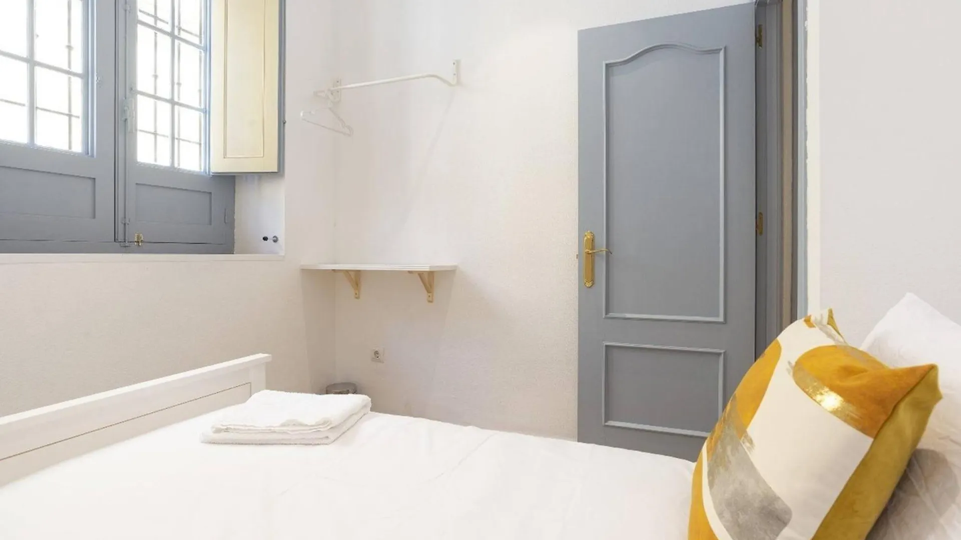 Central Malaga 2 Bedroom 0*,
