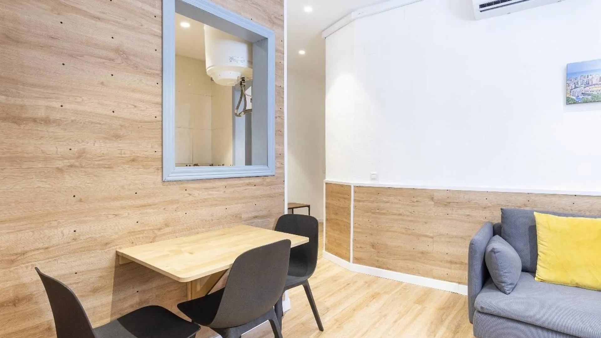 Central Malaga 2 Bedroom 0*,