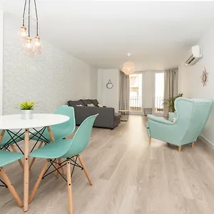 Apartment Fantasticos Lofts Malagueta, Malaga
